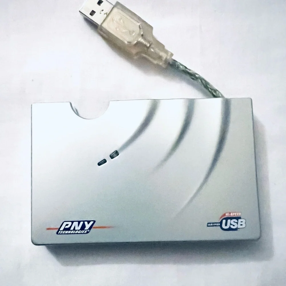 PNY High Speed USB 2.0 Reader P/N: FRA3-00 External Hard Drive